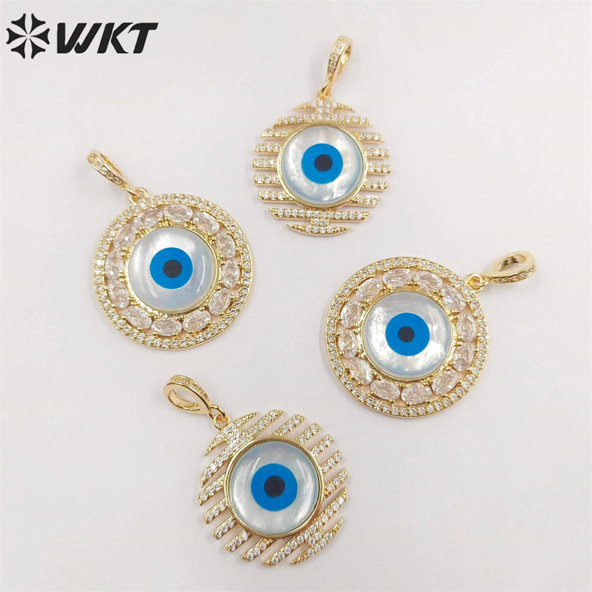 WT-MP257 Wholesale Fashion Charming Micropaved Cubic Zircon Shell Eye Pendants Attractive Round Real Gold Plated CZ Eye Pendant