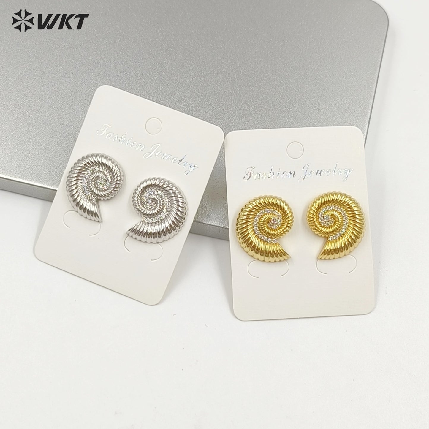WT-ME128 Wonderful Women Jewelry Yellow Brass With Zircon Conch Shape Gold And Silver Plated Earrings Resist Tarnishable