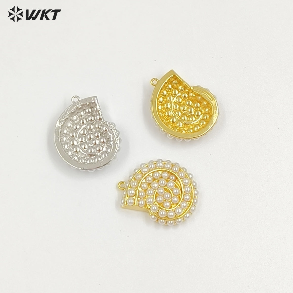 WT-MP314 Popular Sales Marine Animal Series Whorl Shape Gold Plated Brass With Artificial Pearl Lovely Pendant Jewelry Accessory