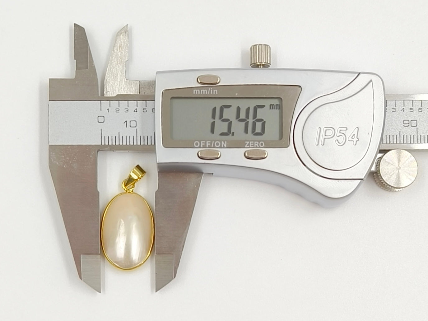 WT-JP490 High Quality 18K Gold Plated Oval Smooth Mabe Shell Pendants As Women Necklaces Earrings Jewelry DIY Findings