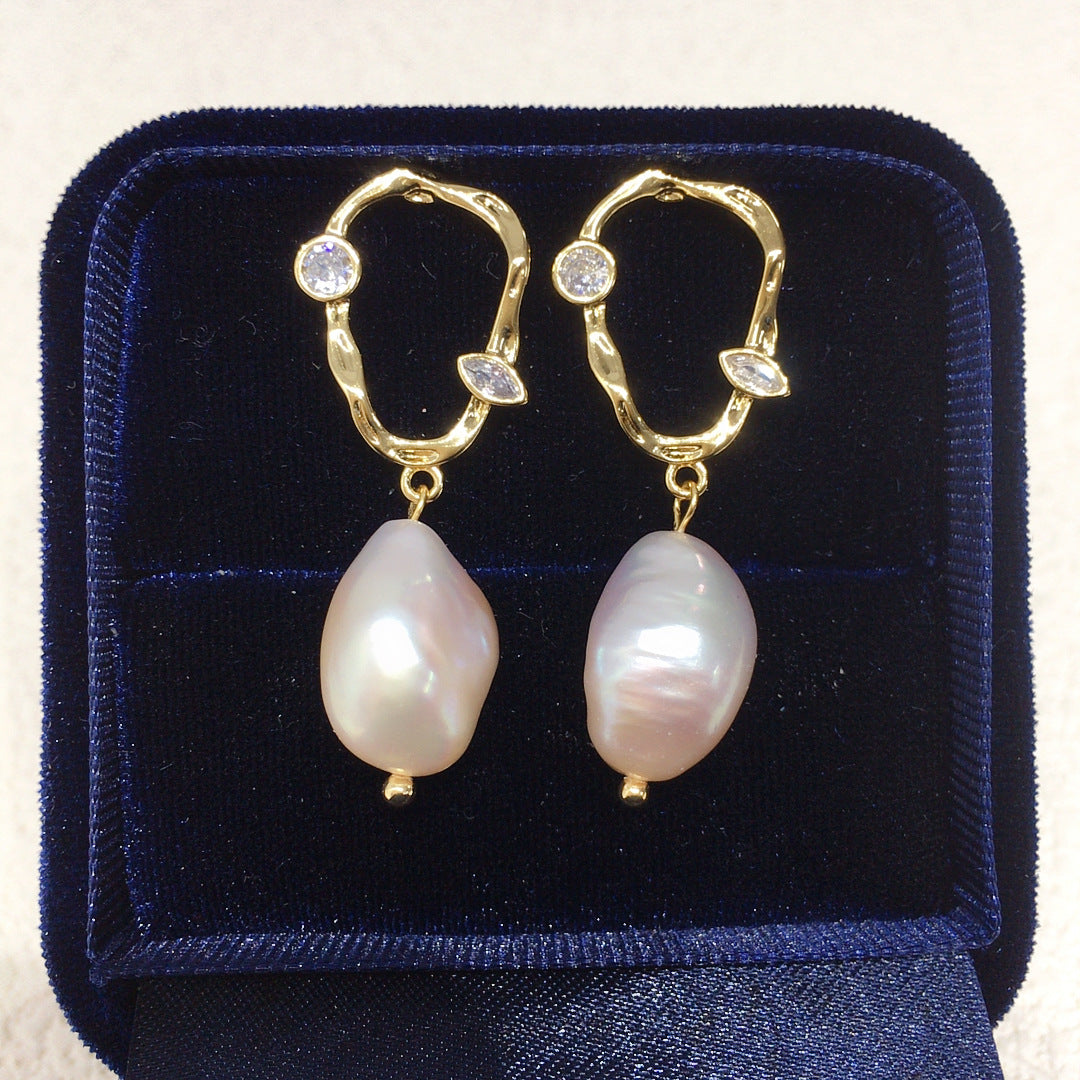 WT-MPE177 Classical Design 18K Gold Plated Zircon And Natural Freshwater Pearl Earrings For Women Wedding Wearing Accessory