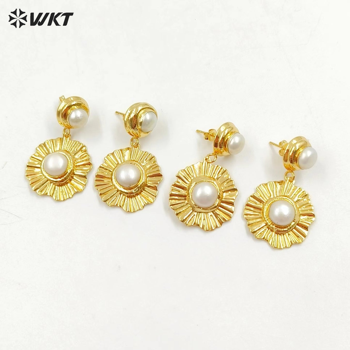 WT-MPE126 WKT New Design Elegant Women 18K Real Gold Plated Fashion Uneven Metal With Natural Pearl Dangle Earrings