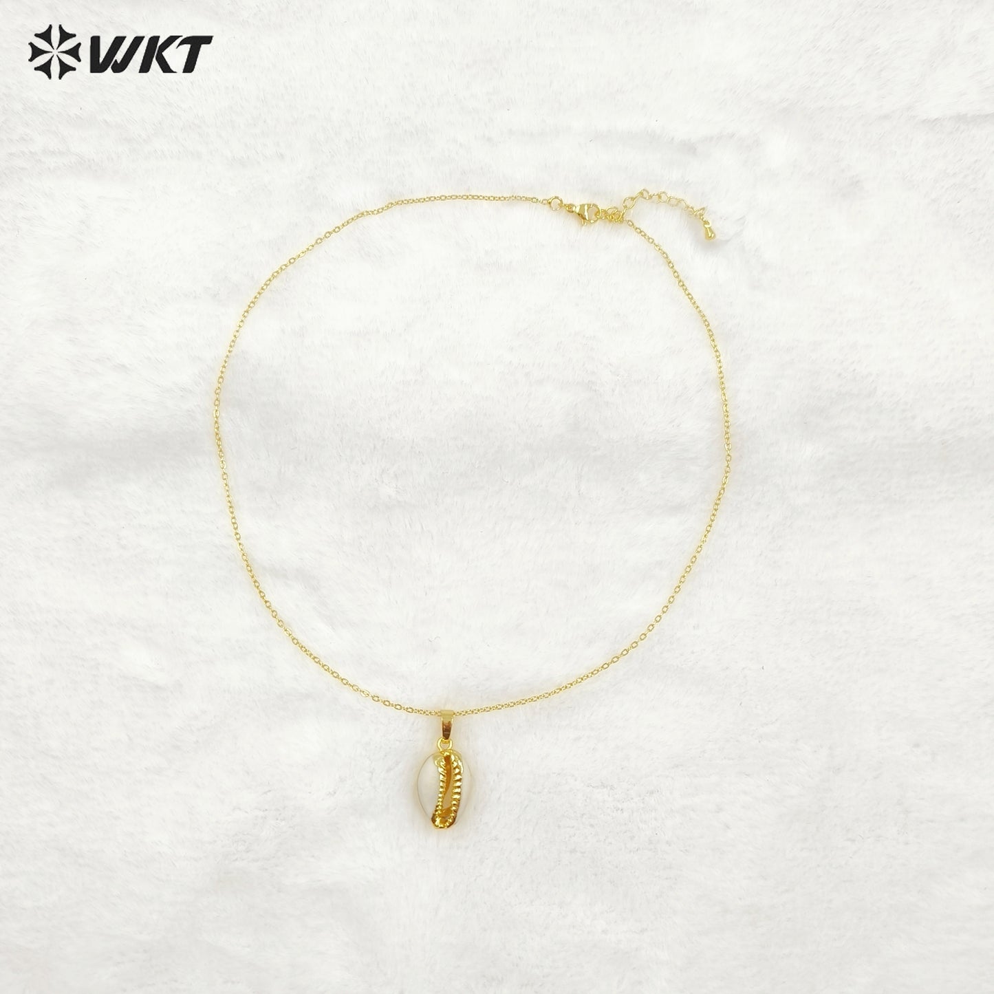 WT-N493 Wholesale Natural Cowrie Shell With Gold Dipped Pendant Necklace,Fashion Charm Cowrie Shell Necklace for Women