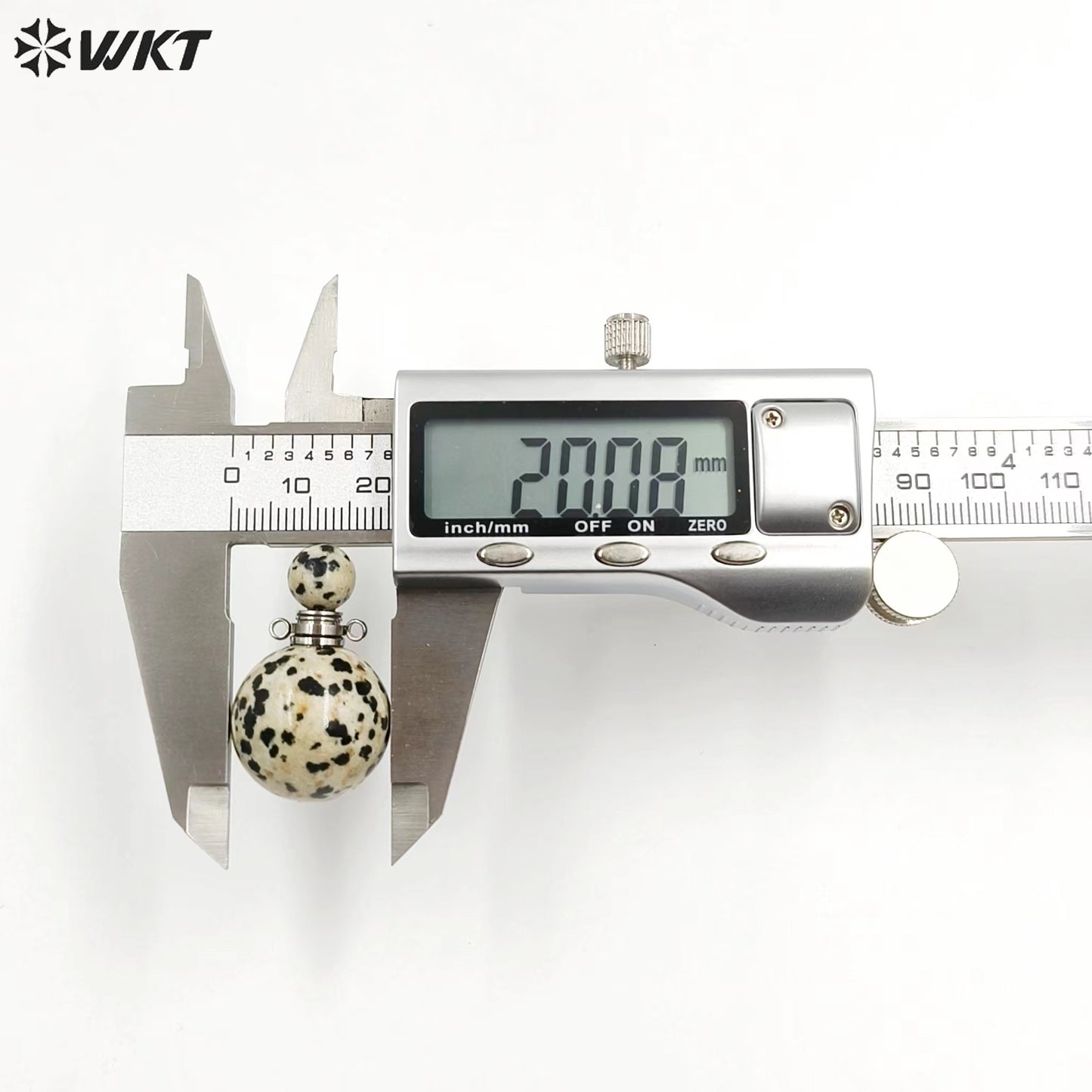 WT-P1930 Fashion Design Trendy New Precious Knife Shaped Colorful Stone Crystal Quartz Perfume Bottle Pendants