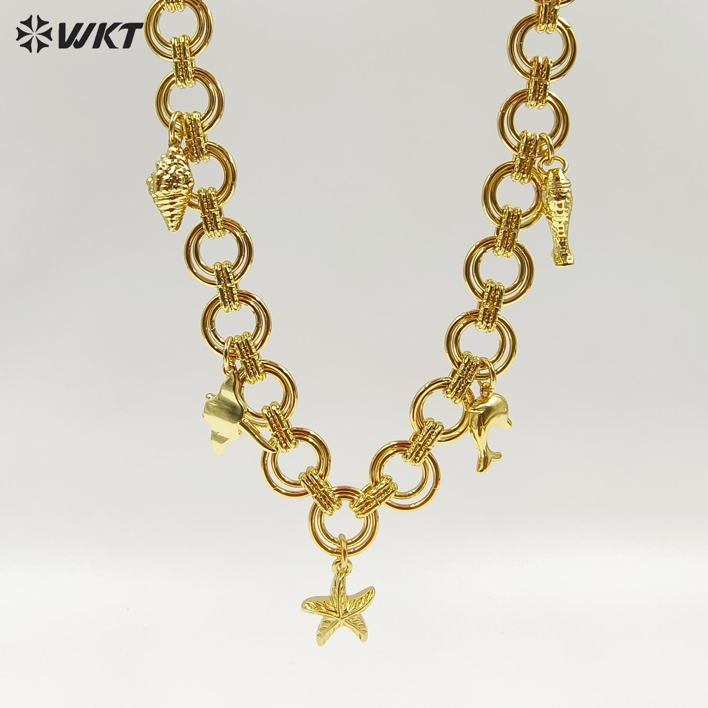 WT-JFN46 Wholesale Amazing Gold Plated Double Circles Chain With Cute Shell Charms Necklace For Women Seaside Vacation Gift