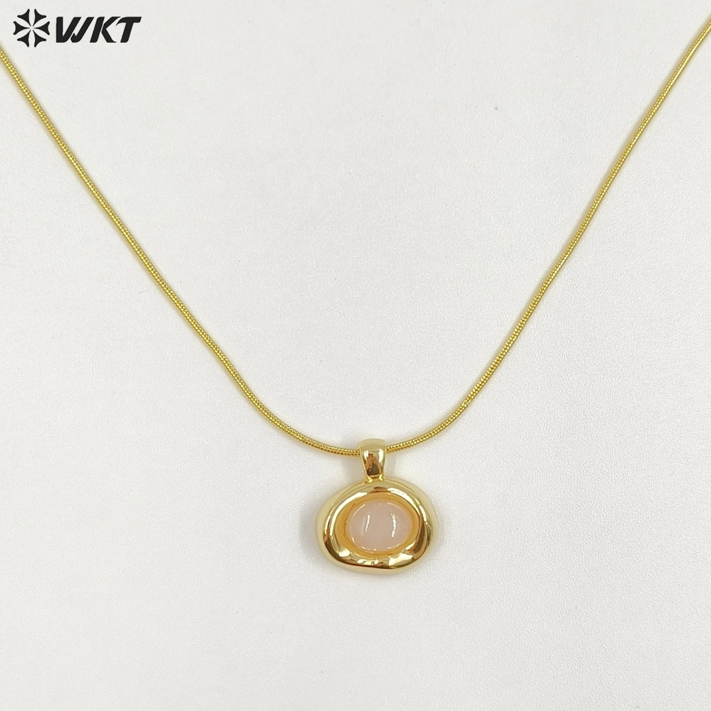 WT-N1496 The New Listing Trendy Gold Plated Fine Chain Natural Gemstone Round Pendant Necklace As Ladies Birthday Gift