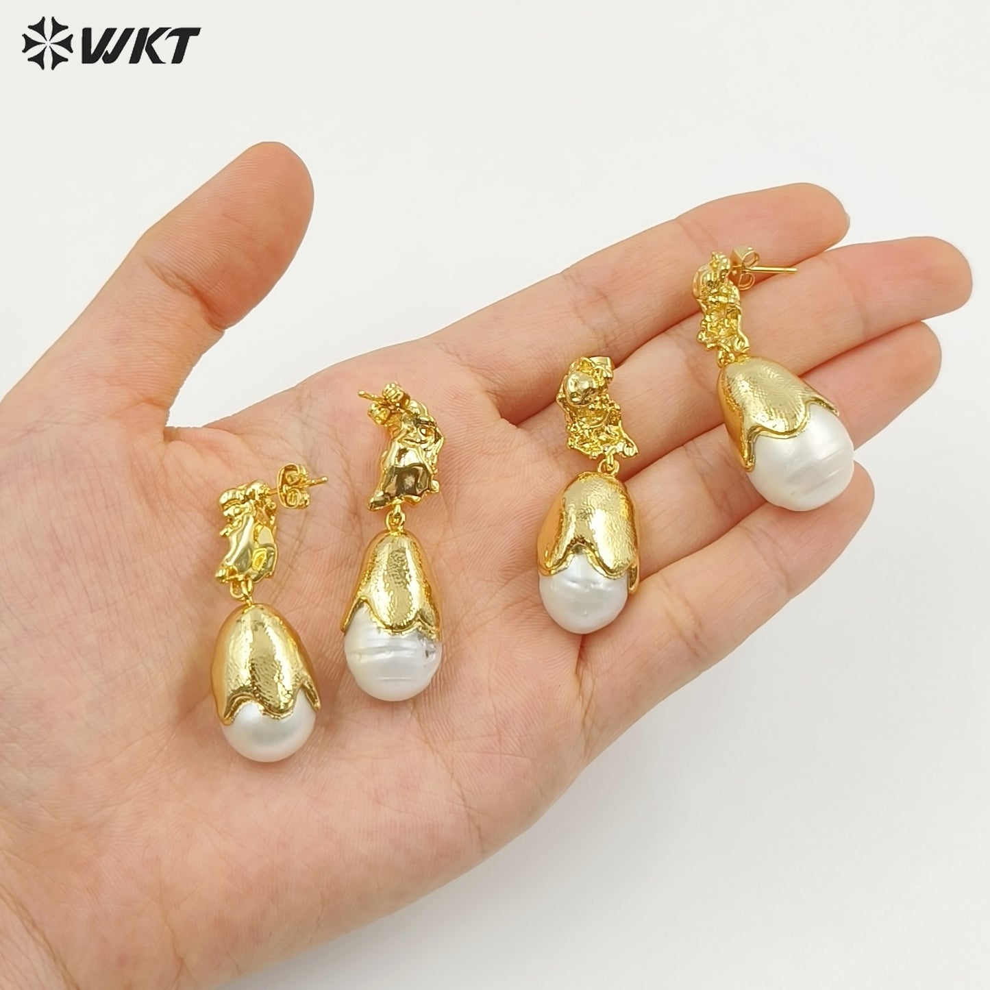 WT-MPE166 Gentle And Elegant Style Gold Plated Natural Baroque Pearl Women Drop Earrings For Fashion Wedding Jewelry Gift