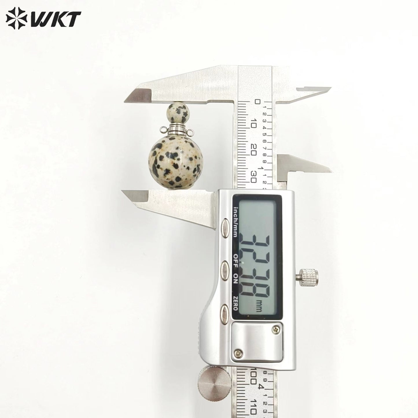 WT-P1930 Fashion Design Trendy New Precious Knife Shaped Colorful Stone Crystal Quartz Perfume Bottle Pendants