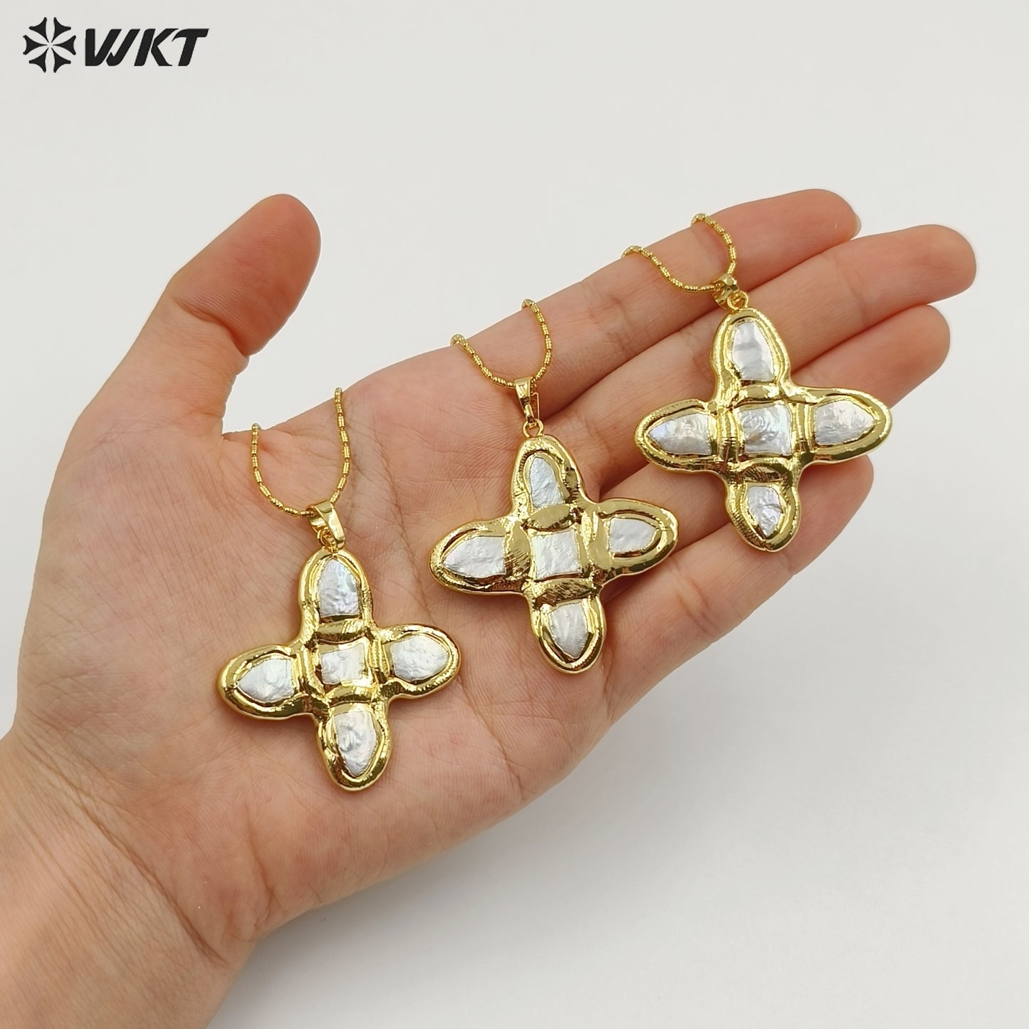 WT-JN340 Top Fashion Gold Plated Boutique Jewelry Five Natural Freshwater Pearls Cross Necklace As Women Anniversary Gift