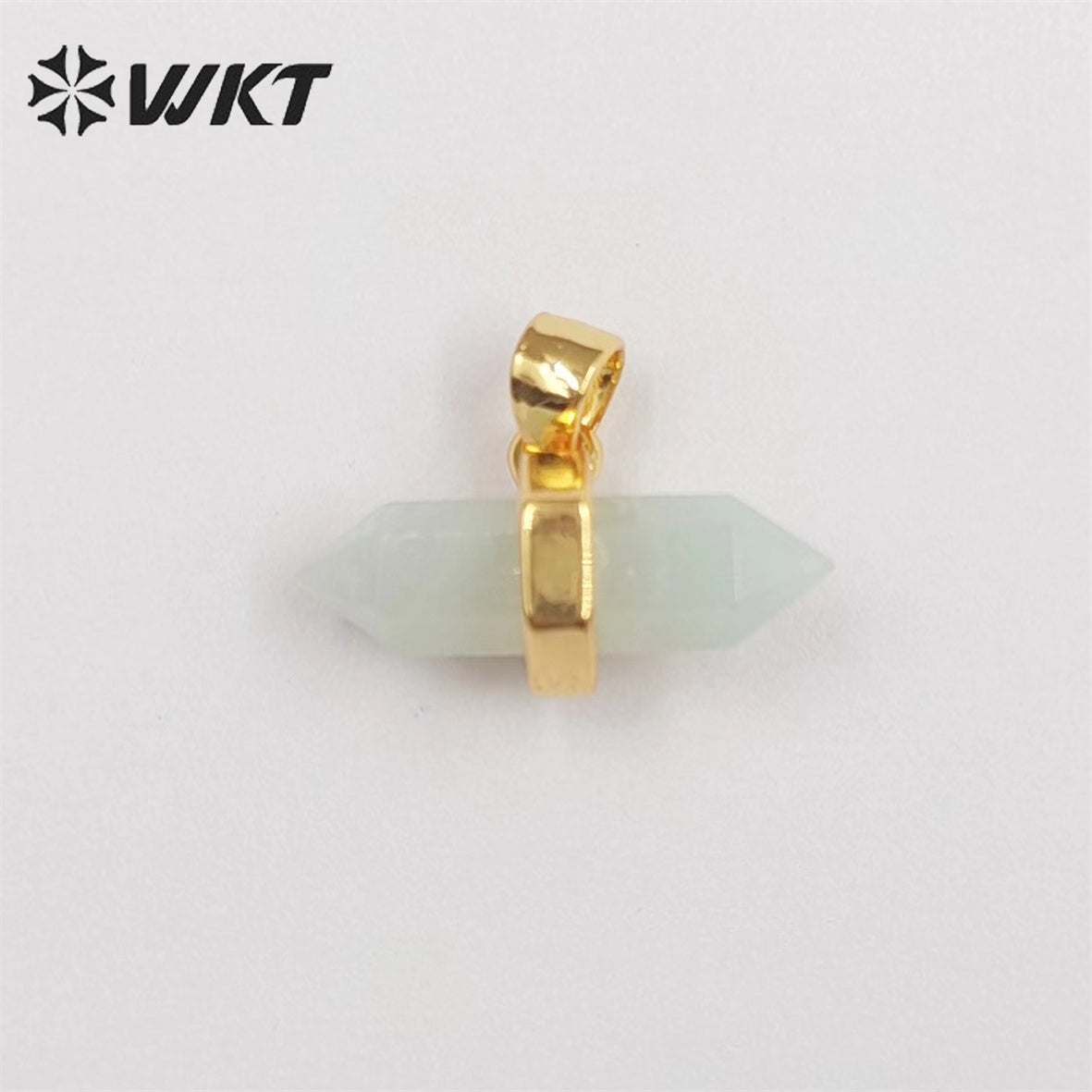 WT-P1902 Wholesale New Delicate Precious Gemstone Double Point Stone Charms Energy Healing Quartz Point Pendant