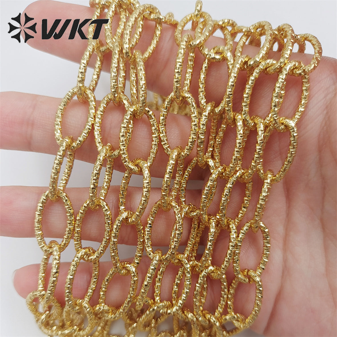 WT-BC190 Newest 18k Real Gold Plated Resist Tarnishable Big Link Hammer Chain for Necklace Making Lady Jewelry Findings Chain