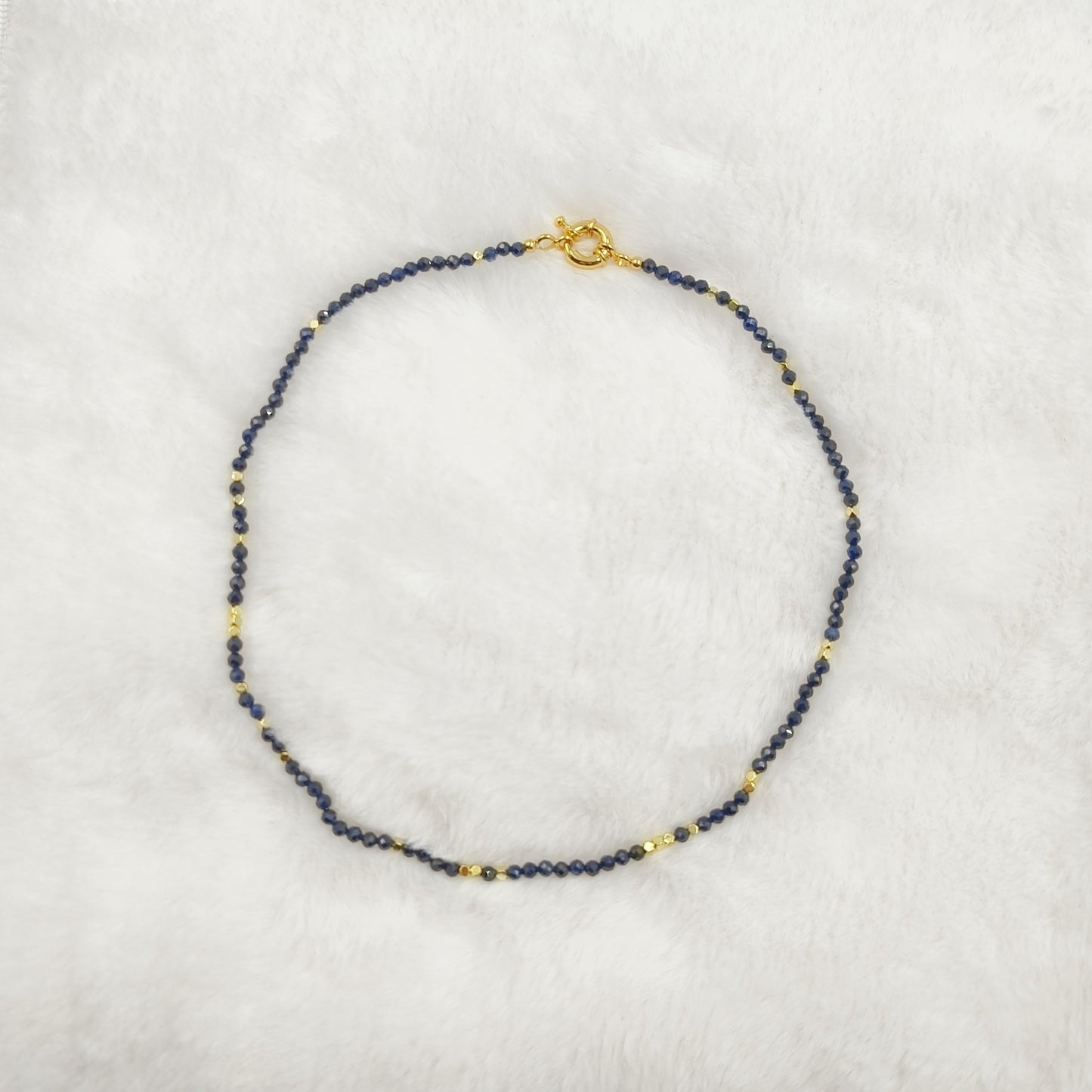 WT-N1443 WKT Best 2023 Newest Natural Aura Cluster Quartz Necklace Women Simple Hoop Aura 3MM Stone Beads Necklace