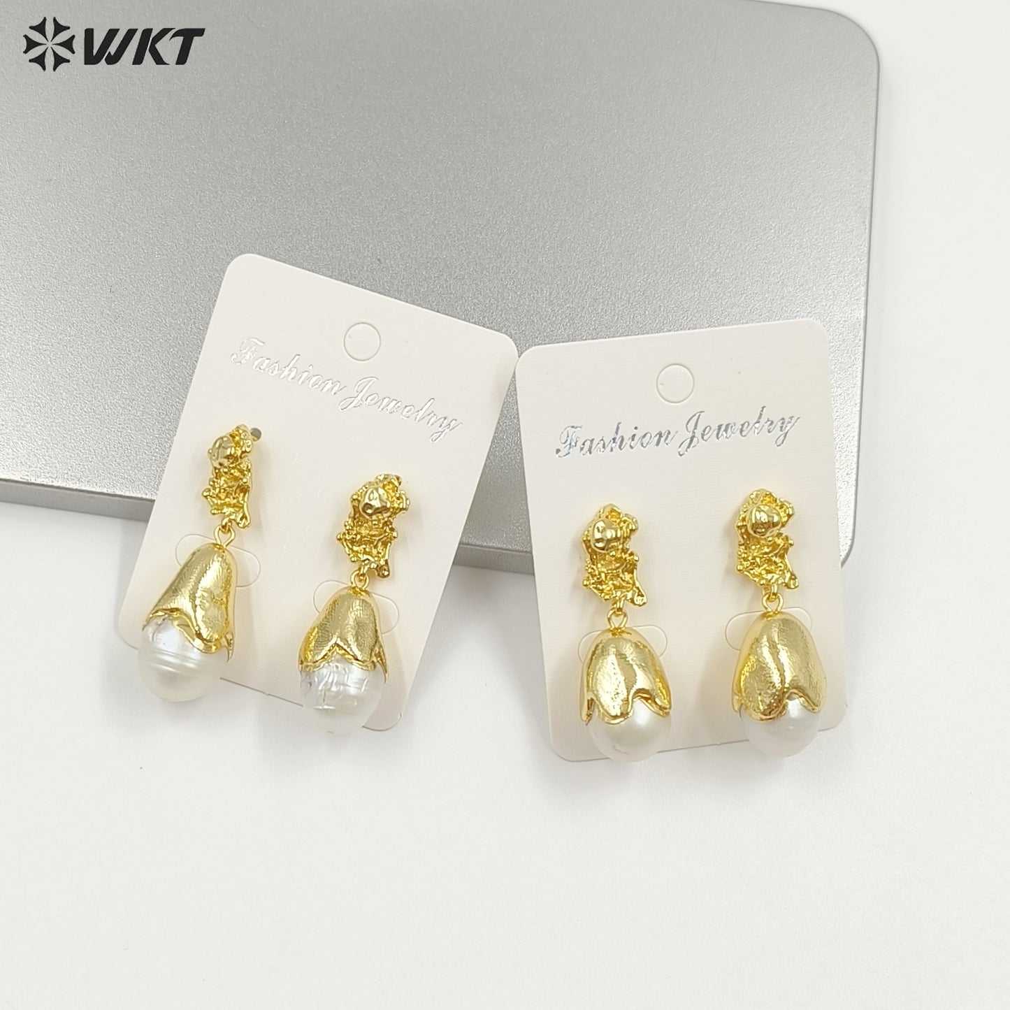 WT-MPE166 Gentle And Elegant Style Gold Plated Natural Baroque Pearl Women Drop Earrings For Fashion Wedding Jewelry Gift