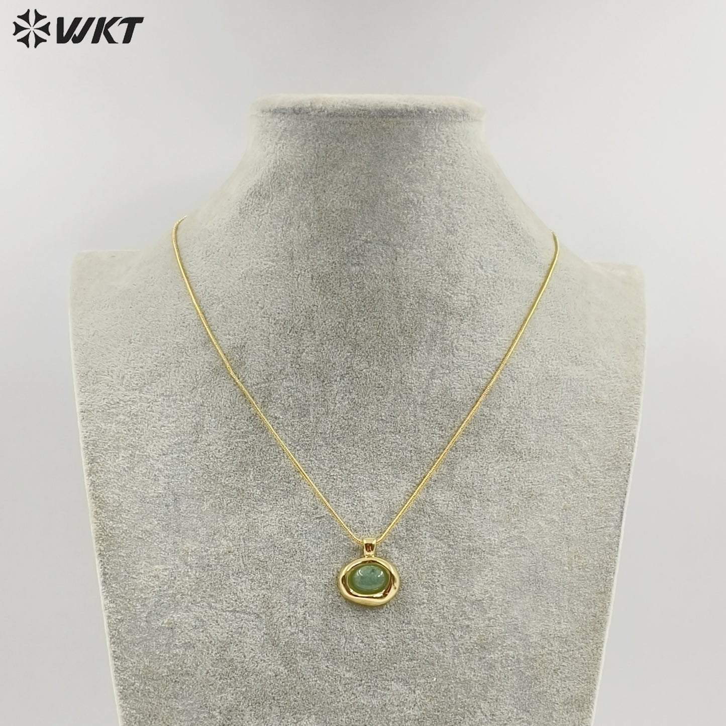 WT-N1496 The New Listing Trendy Gold Plated Fine Chain Natural Gemstone Round Pendant Necklace As Ladies Birthday Gift