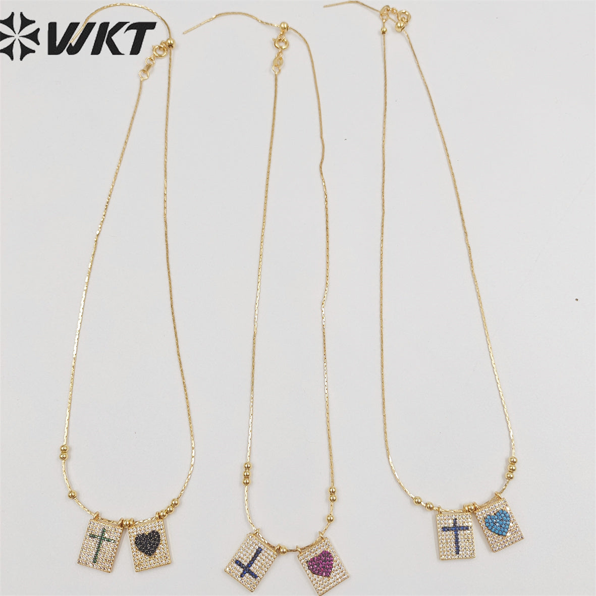 WT-N1385 Wholesale Fashion Gold Electroplated Micro Pave Cubic Zircon Necklace Lady Elegant Religious Cross Heart Necklace