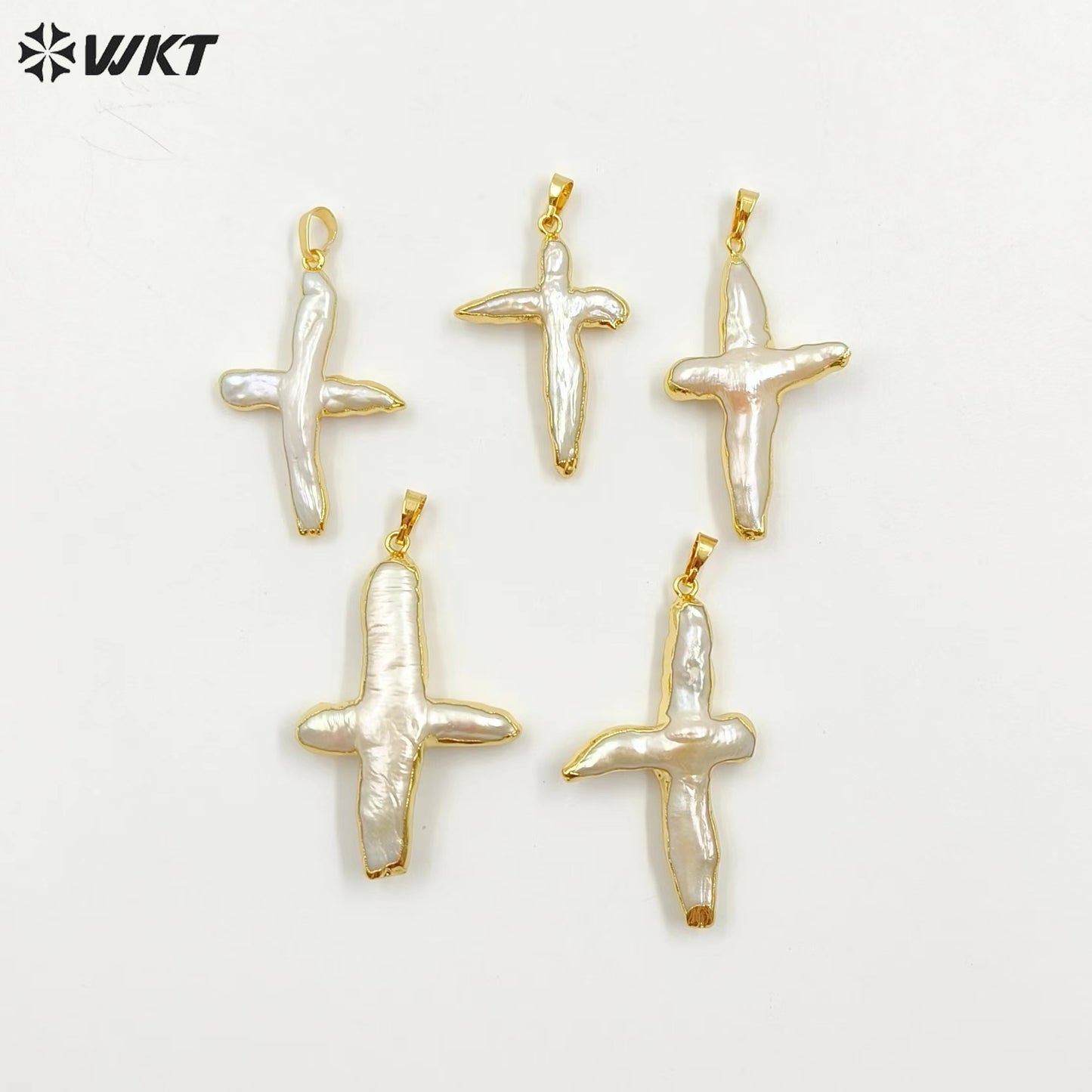 WT-P346 Amazing Fashion Gold Plated Freshwater Pearl Cross Pendant High Flash Baroque Women Real Pearl Cross Pendant for Women