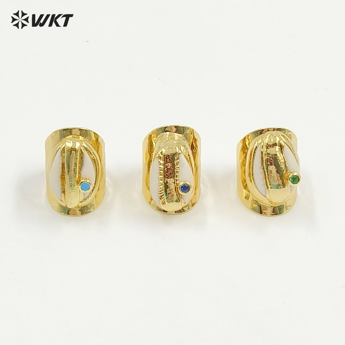 WT-R335 Wholesale Bohemian Style Cowrie Ring With Multicolor Beads in 18K Gold Plated Adjustable Natural Cowrie Shell Ring