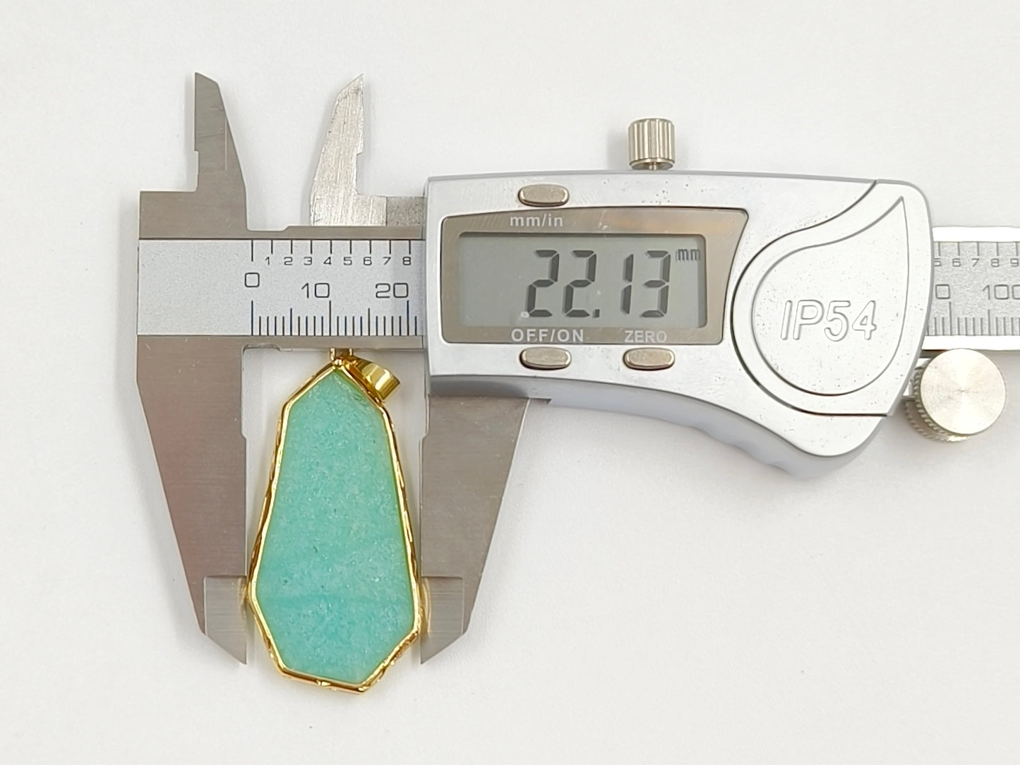 WT-P2127 Wholesale Gold Electroplated Natural Labradorite And Amazonite Stone Geometric Pendants For Lady Necklace Design