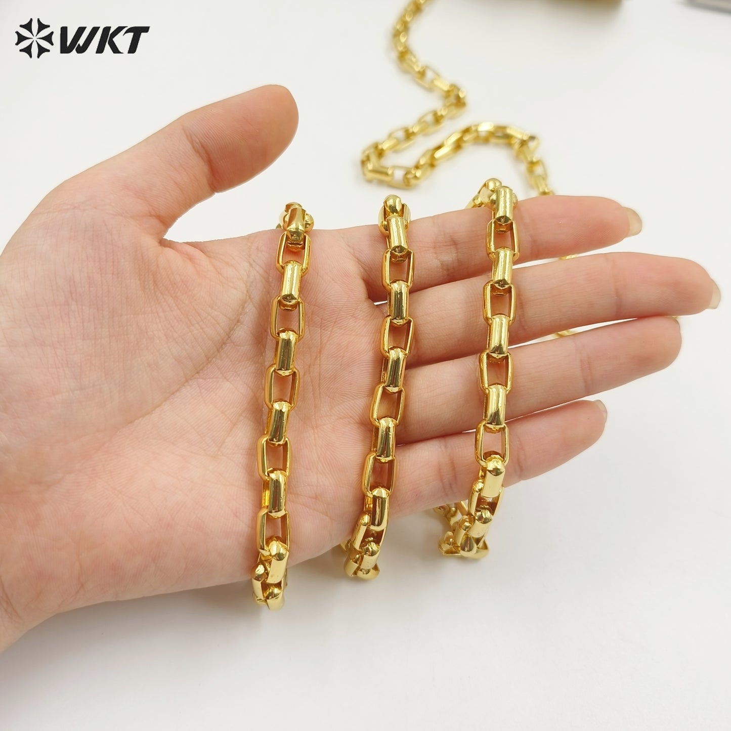 WT-BC225 Wholesale New 18K Gold Plated Yellow Brass Box Chain for Jewelry Design Necklace