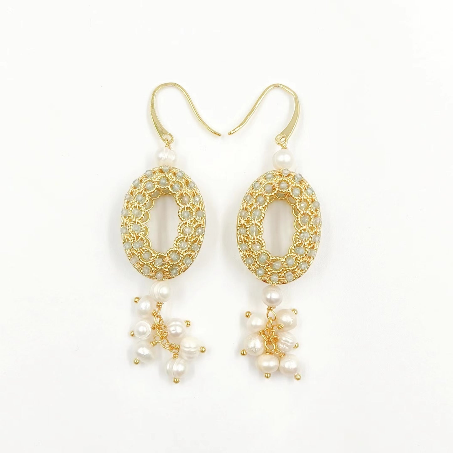 WT-MPE108 Latest Style Regular Natural Pearl and Stone 18k Gold Plated Oval Shaped 81*20mm Romantic Pendant Earrings