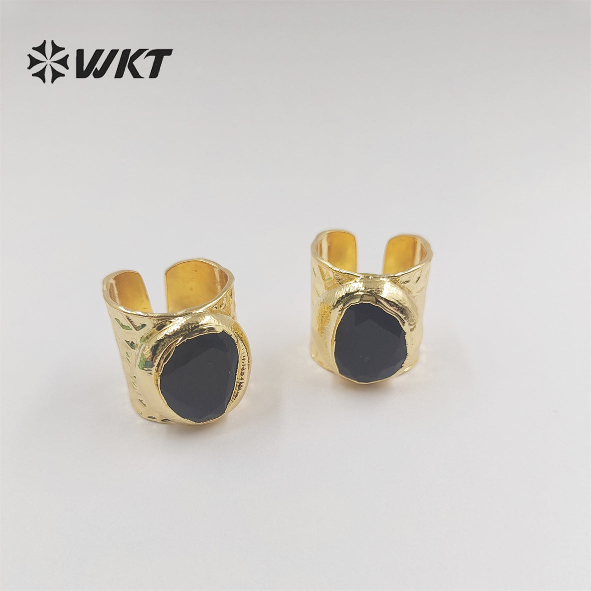 WT-R321 Wholesale Can Adjust Women Wide Band Personalized Ring Bezel Setting Band With Lot Multi Natural Crystal Stone Rings