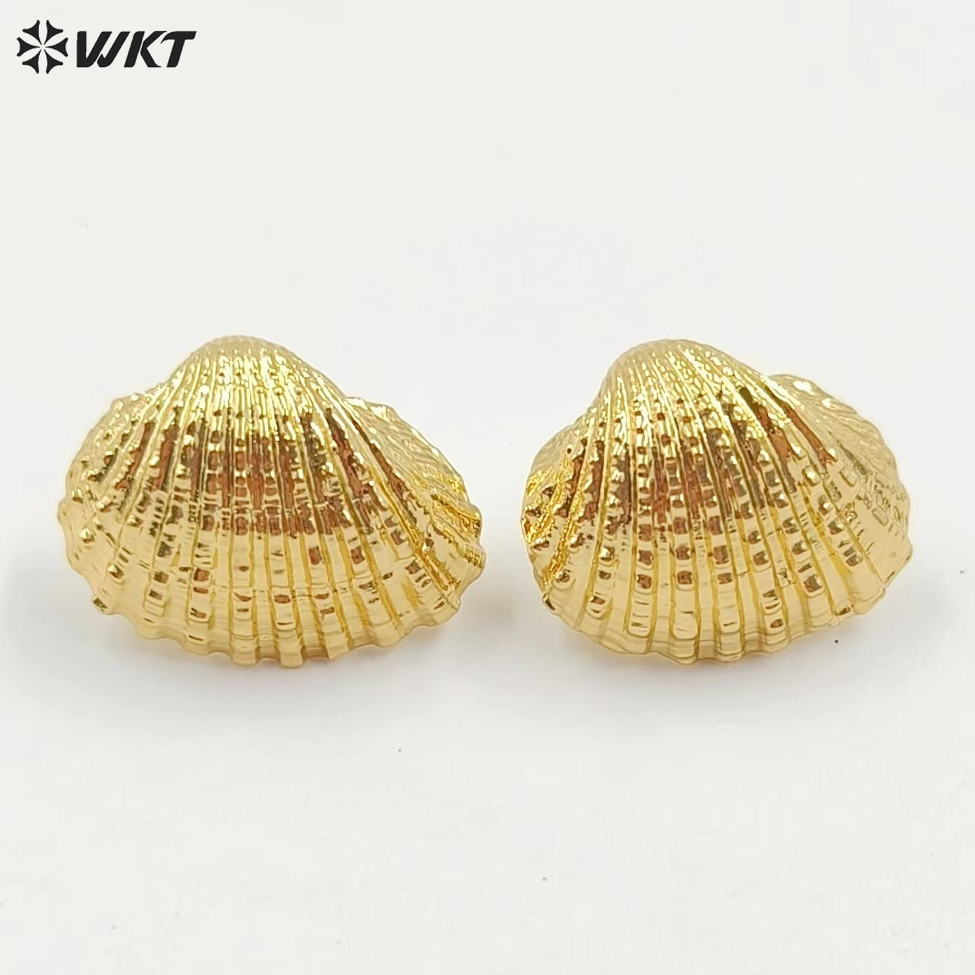 WT-MPE134 Newest 18K Full Gold Plated Vintage Bohemian Natural Full Gold Dipped Sea Scallop Shell Women Earring Studs