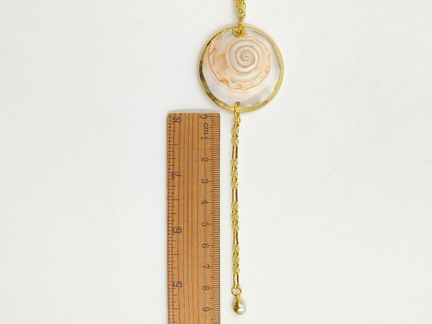 WT-JN406 Newest Fashionable Gold Plated Natural Trumpet Shell And Pearl Long Necklace For Lady Beach Matching Accessories