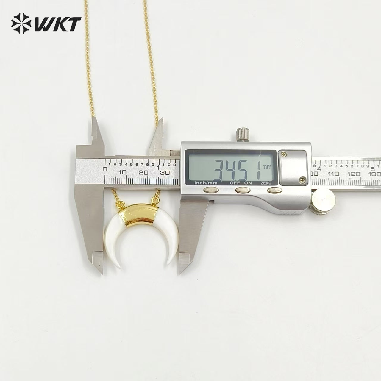WT-N638 New Arrival Mother of Pearl Crescent Horn Pendant Necklace White Double Loops With 24k Gold Plated Tiny Chain For Gift