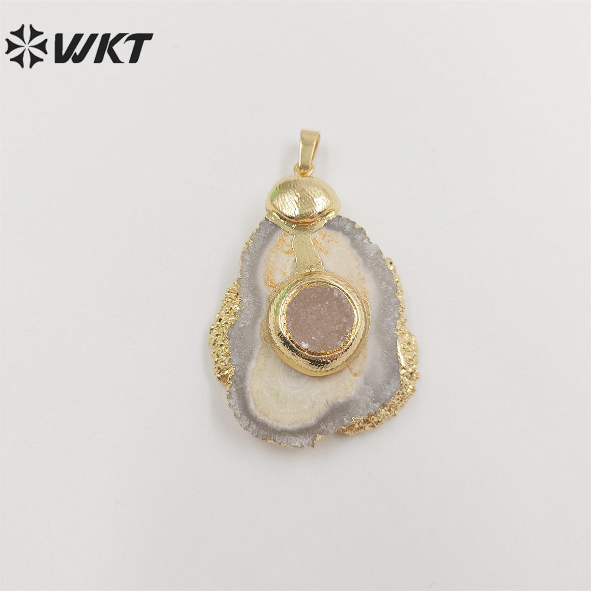 WT-P1852 Amazing Fashion Gold Trim Stalactite Stone Pendant with Druzy Quartz and Pearl Natural Stone Cut Flower Pendants