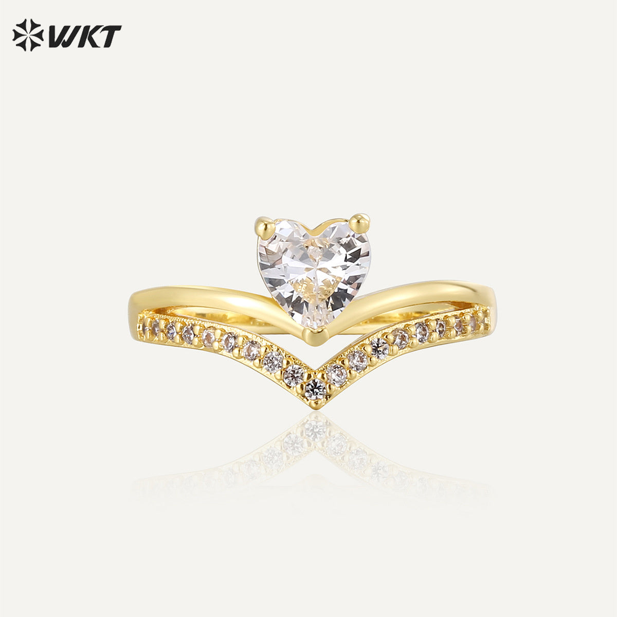 WT-MR036 Unique Special Crown Shape With Heart-Shaped Transparent Shiny Zircon Paved Fine Ring for Women Party Jewelry