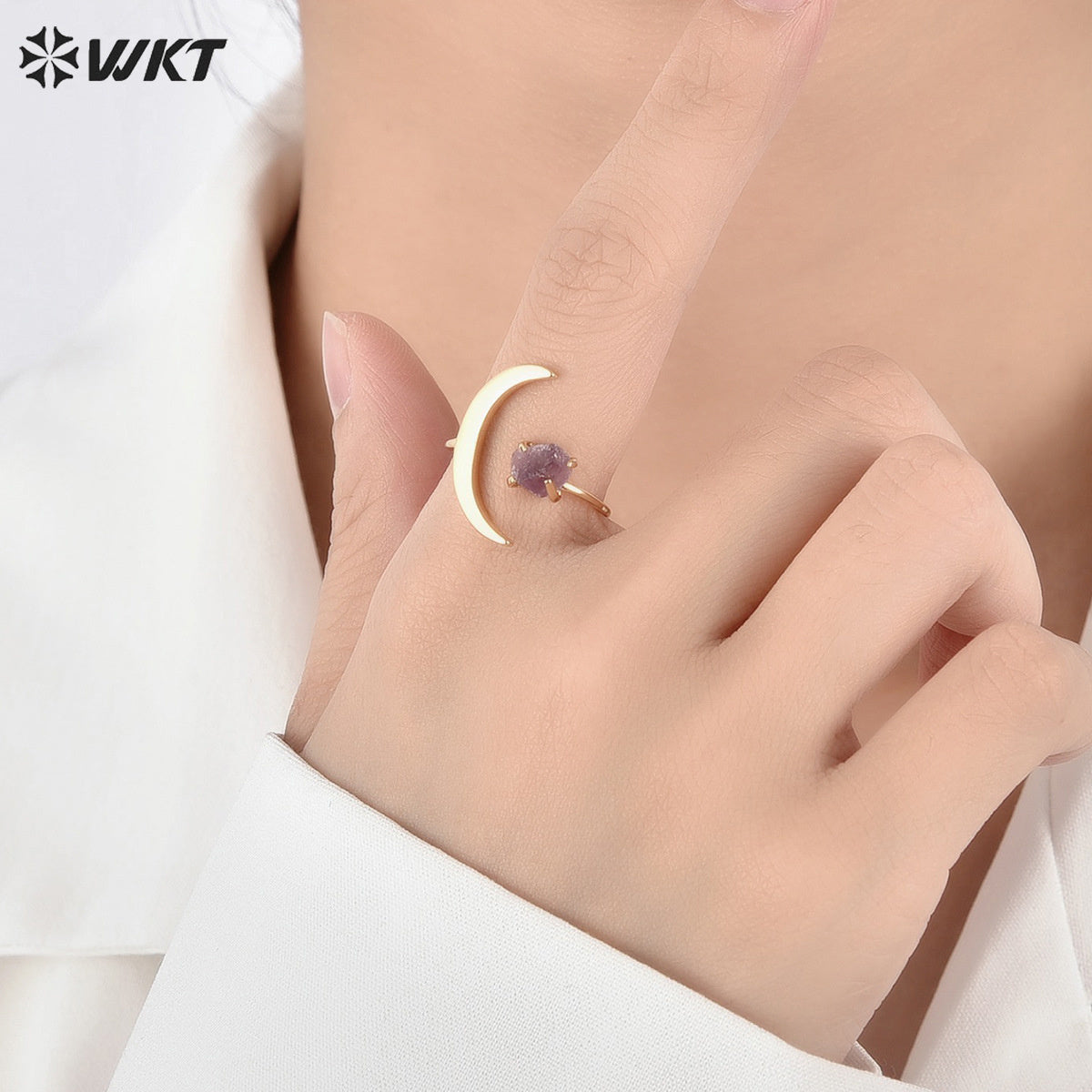 WT-R494 Women Fashion Unique 18K Real Gold Plated Crescent Horn Moon Raw Amethyst Stone Ring in Office Style