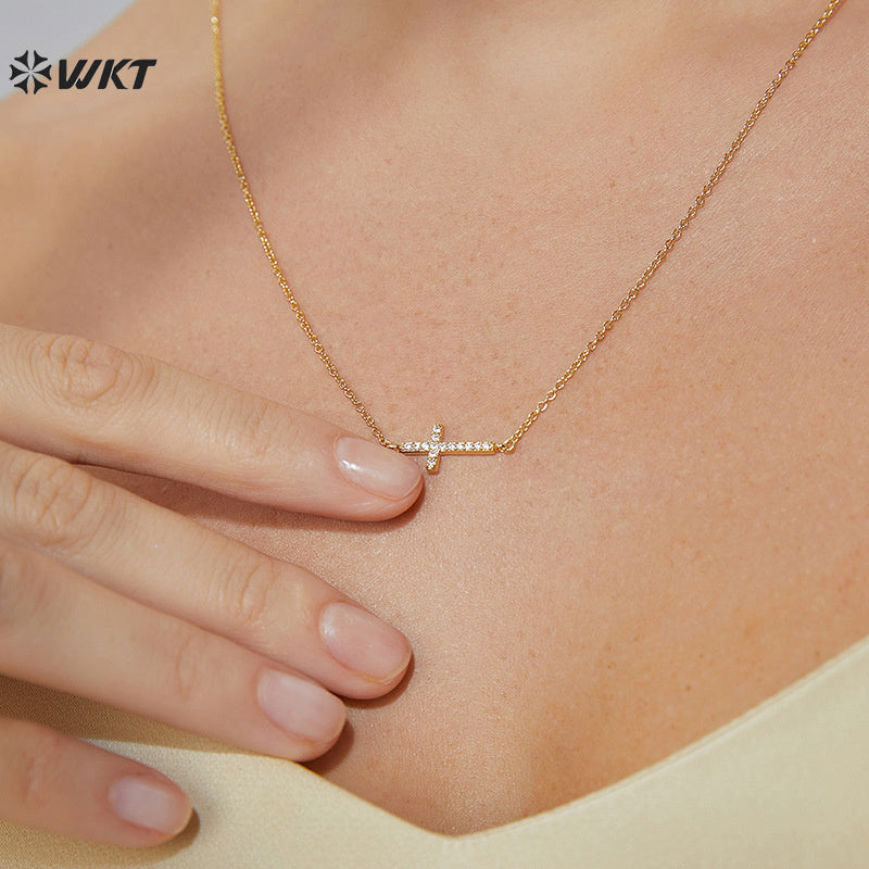WT-MN997 Trendy Wholesale Cross Shape With Zircon Paved Connector Pendant Chain Necklace for Couple Daily Accessory
