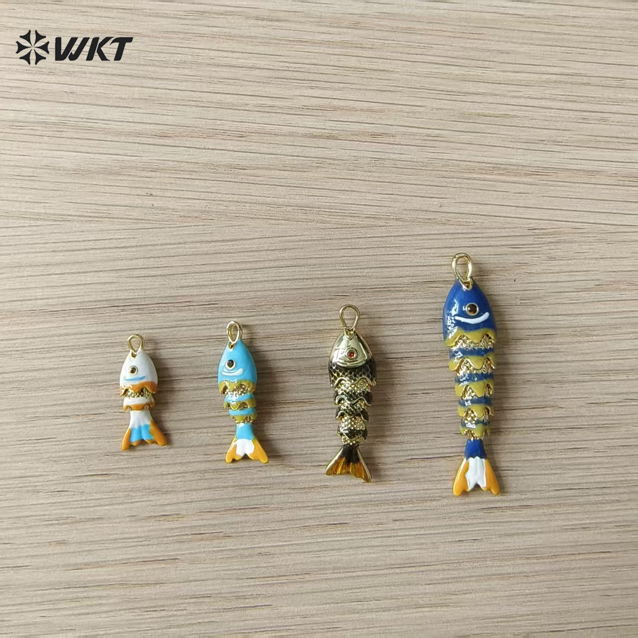 WT-MP322 High Quality Ocean Series Multi Designs Yellow Brass Gold Electroplated Metal Fish Shape Pendants As Jewelry Findings