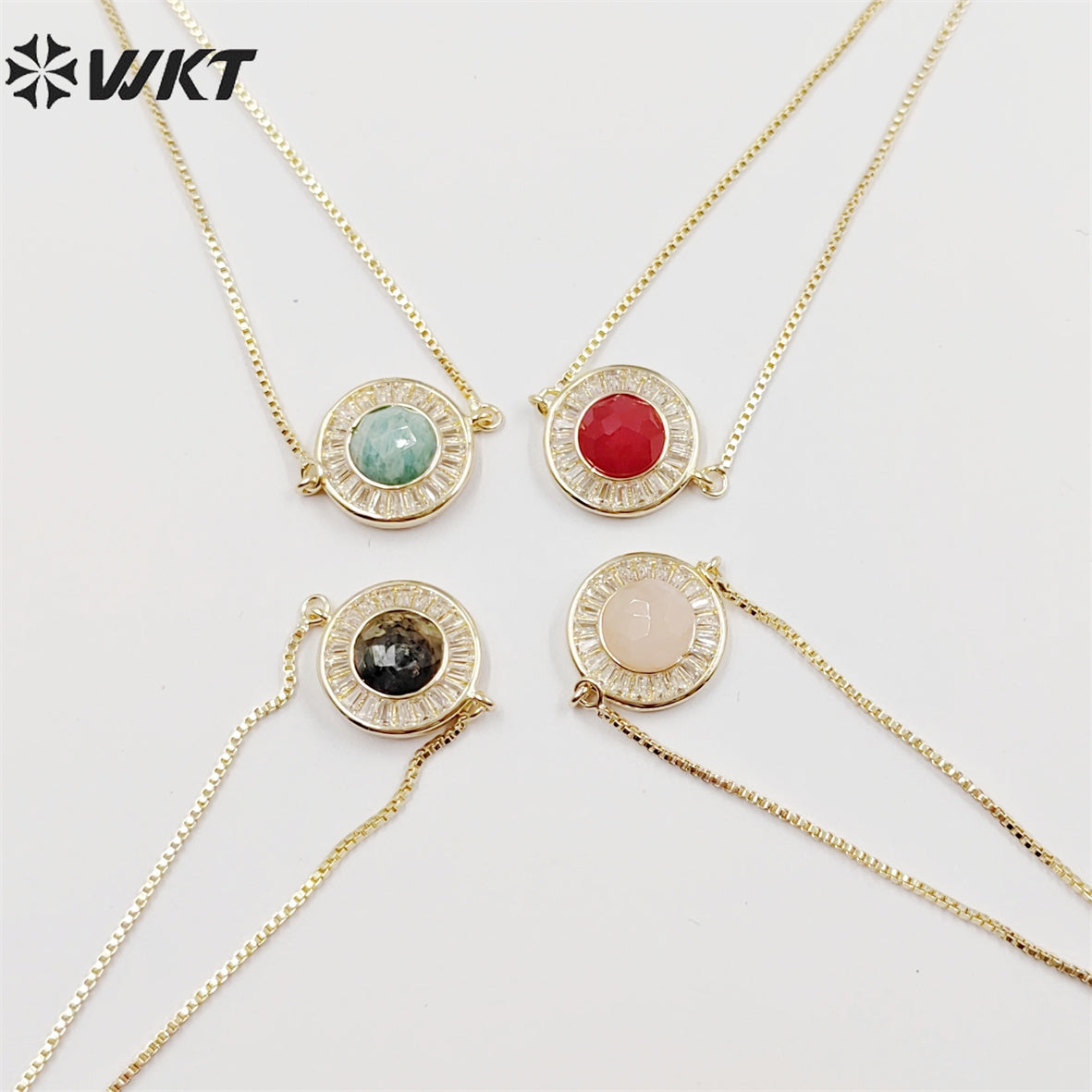 WT-B624 WKT Elegant Charming Round Micropaved Cubic Zircon Gold Bezel Stone Bracelet Adjustable Gold Double Connector Bracelet