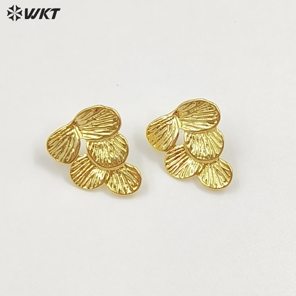 WT-JFE160 Wholesale Dainty Metal 18K Gold Electroplated With Hoops Leaves Shape Little Earrings Finding As DIY Jewelry Accessory