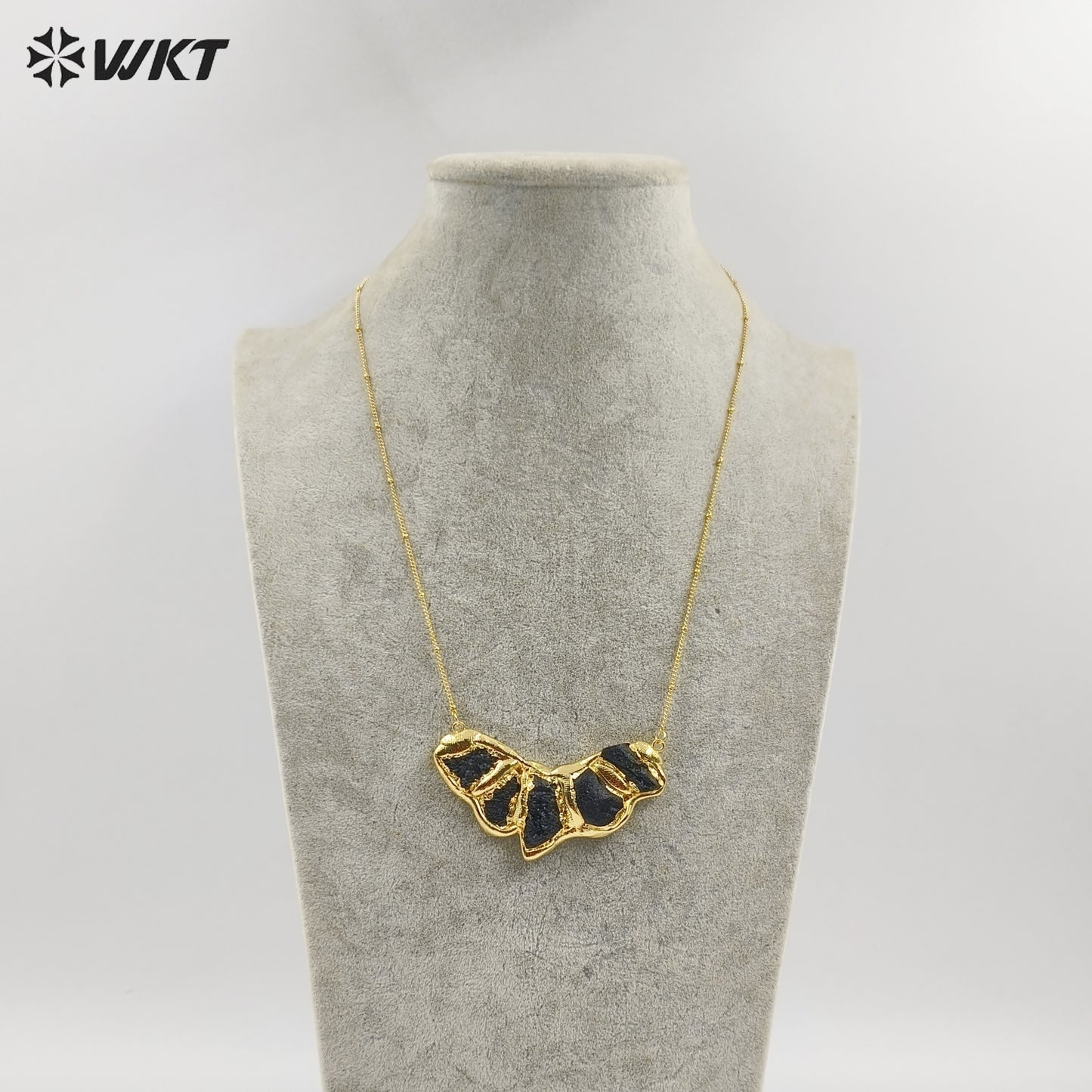 WT-N1476 New Design Popular Hand Made 18k Real Gold Plated Natural Black Meteorite Stone Pendant Necklace