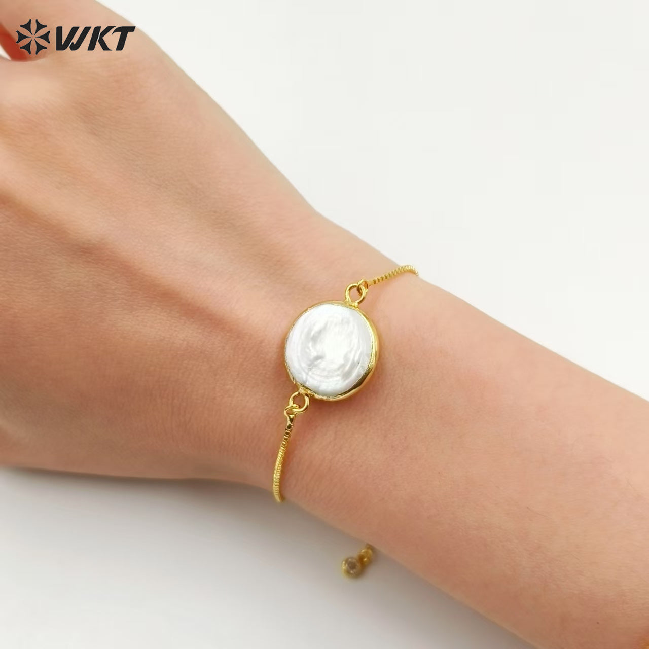WT-B306 Simple All-match Pearl Connector Bracelets for Women Party Gift,Natural Pearl Connector Bracelets with Gold Chain Design