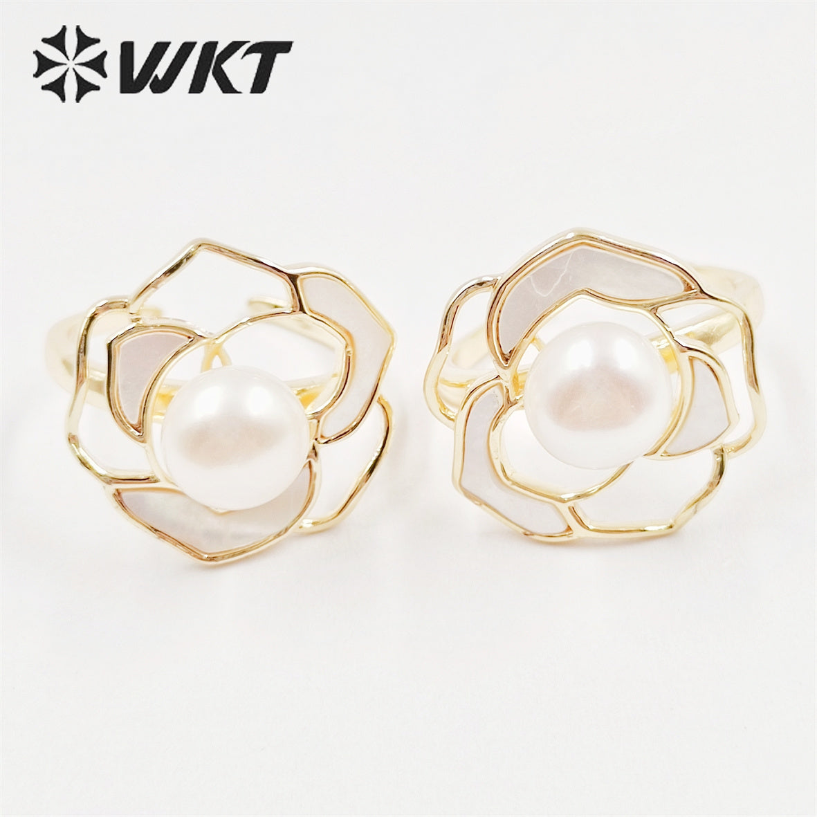 WT-MPR041 Wholesale New Fashion Rose Flower Pearl Ring Gorgeous MOP Shell Pearl Ring in 18k Real Gold Plated Jewelry Ring