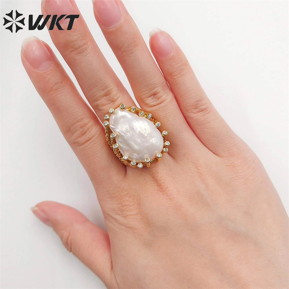 WT-MPR048 Newest Europe Hot Style Gorgeous Freshwater Pearl Ring Irregular White Pearl Women Ring for Wedding Anneversary Ring