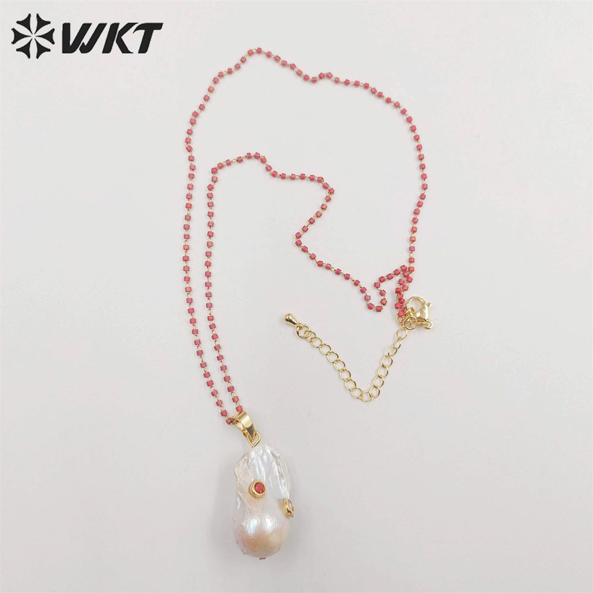 WT-JN091 White Baroque Pearl Necklace Pearl With CZ&Gemstones Beads Charm Women Fashion Necklace Jewelry Colorful Necklace