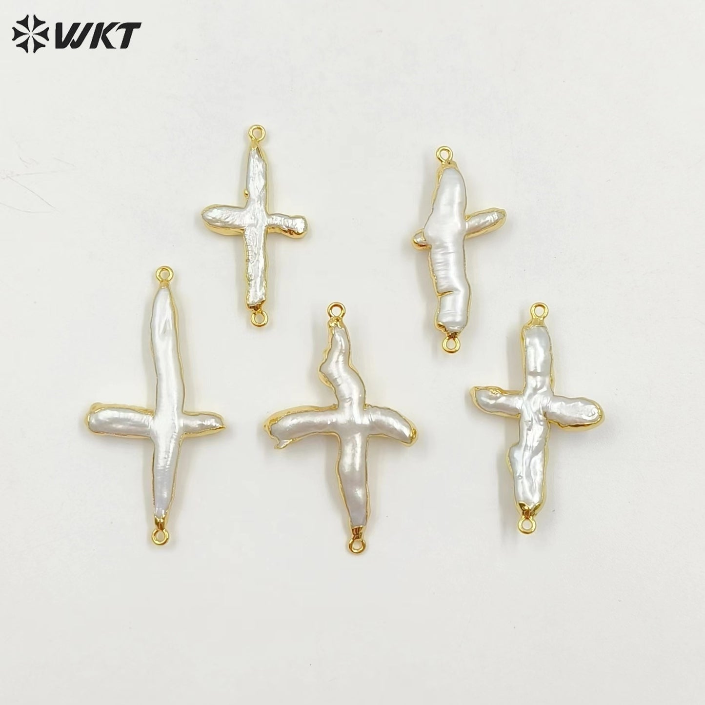 WT-P346 Amazing Fashion Gold Plated Freshwater Pearl Cross Pendant High Flash Baroque Women Real Pearl Cross Pendant for Women
