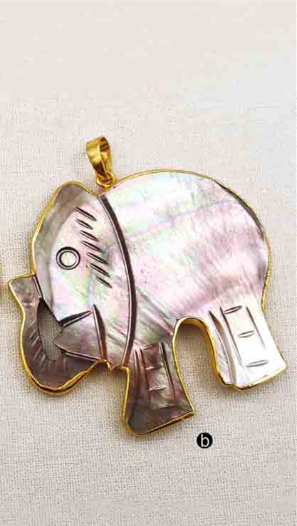 WT-P1345 Adorable Newest Shell Carved Elephant Pendant Unisex Handcarved Gold Trim Shell Elephant Pendant Natual Shell Pendant