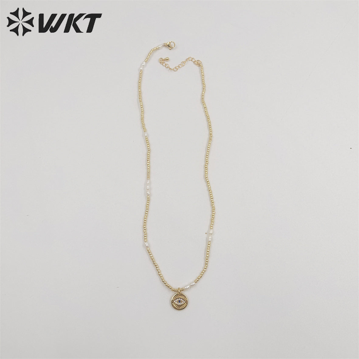WT-JN179 Wholesale Fashion Gold Plated Tiny Beads Elegant Lady Eye Necklace 2mm Hand Strand Beads Necklace for Friend Birthday