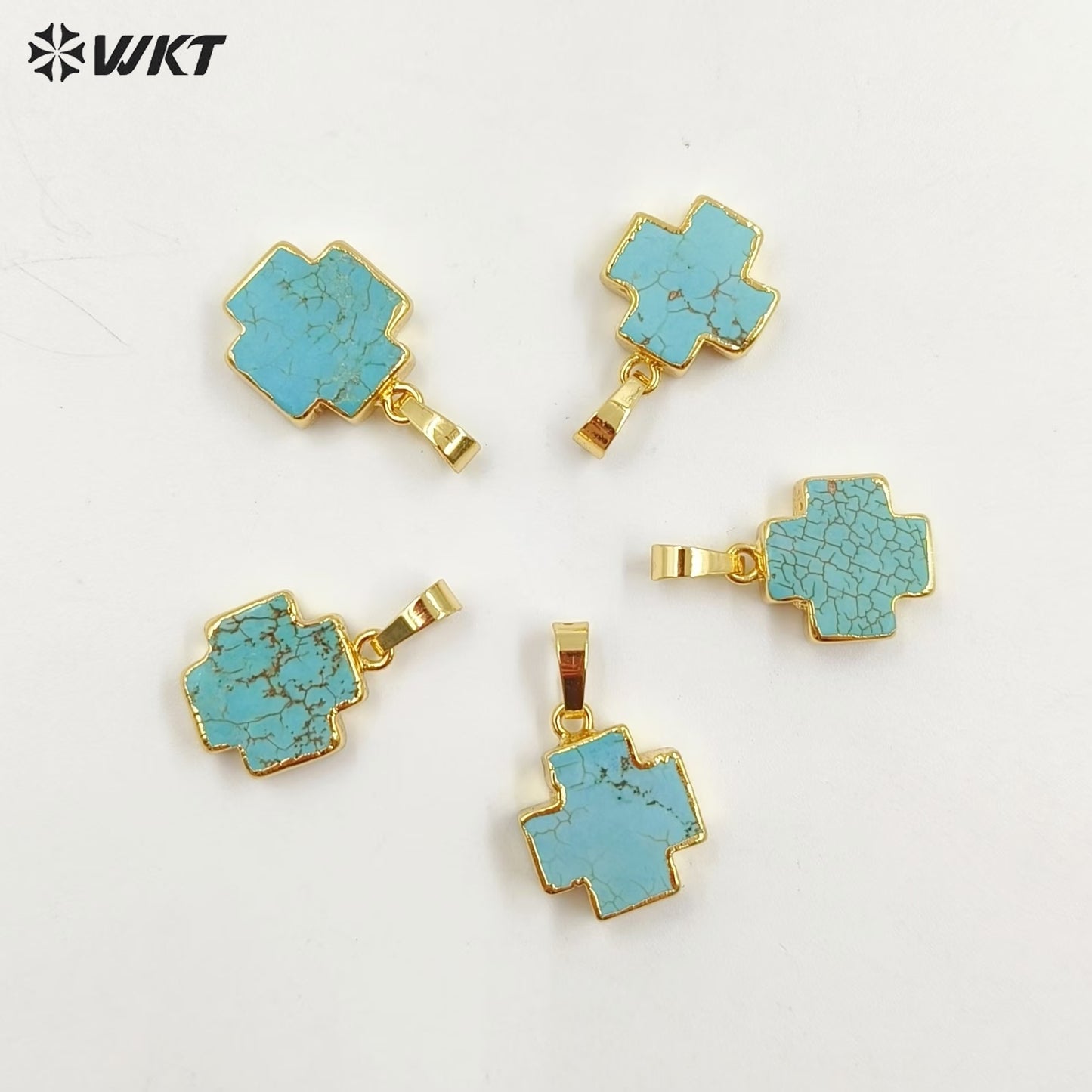 WT-P952 Vintage 18K Real Gold Plated Natural Turquoise Made Cross Pendant Bohemian Green Stone Jewelry Charms for Necklace