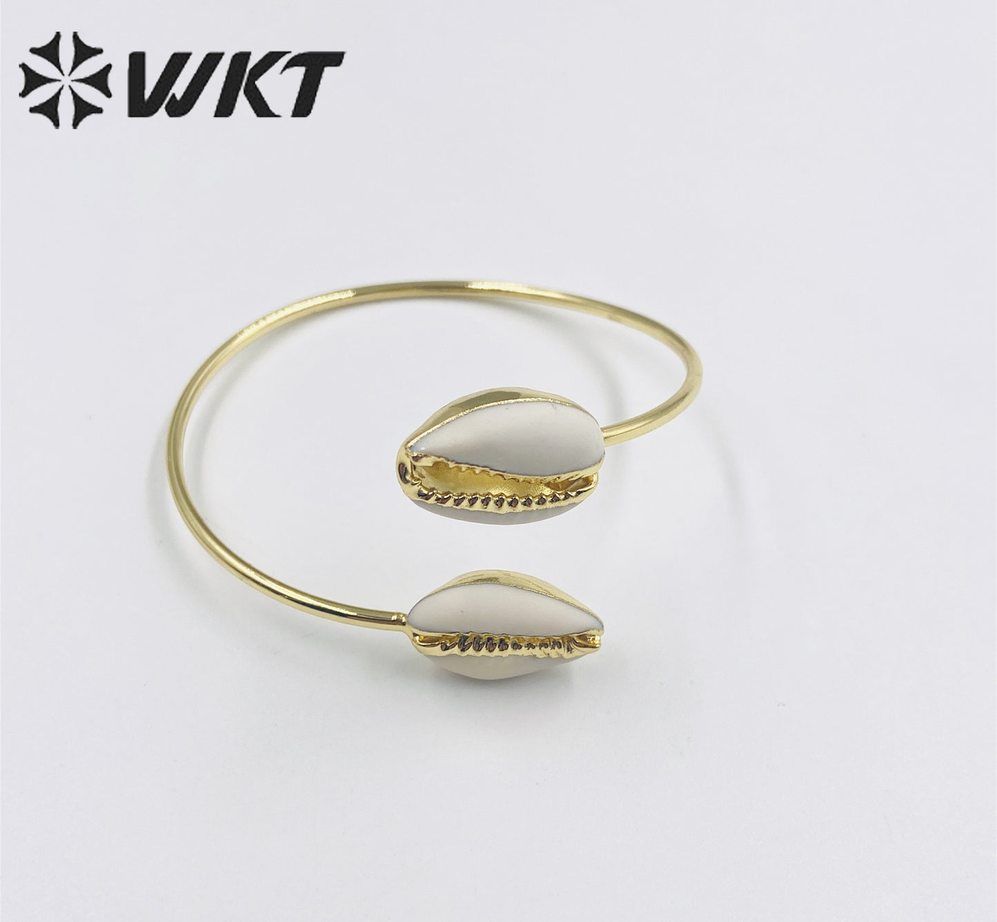 WT-B197 18K Gold Plated Double Shell Bracelet Bangle Fashion Natural Double Cowrie Shell Bangle for Summer Holiday