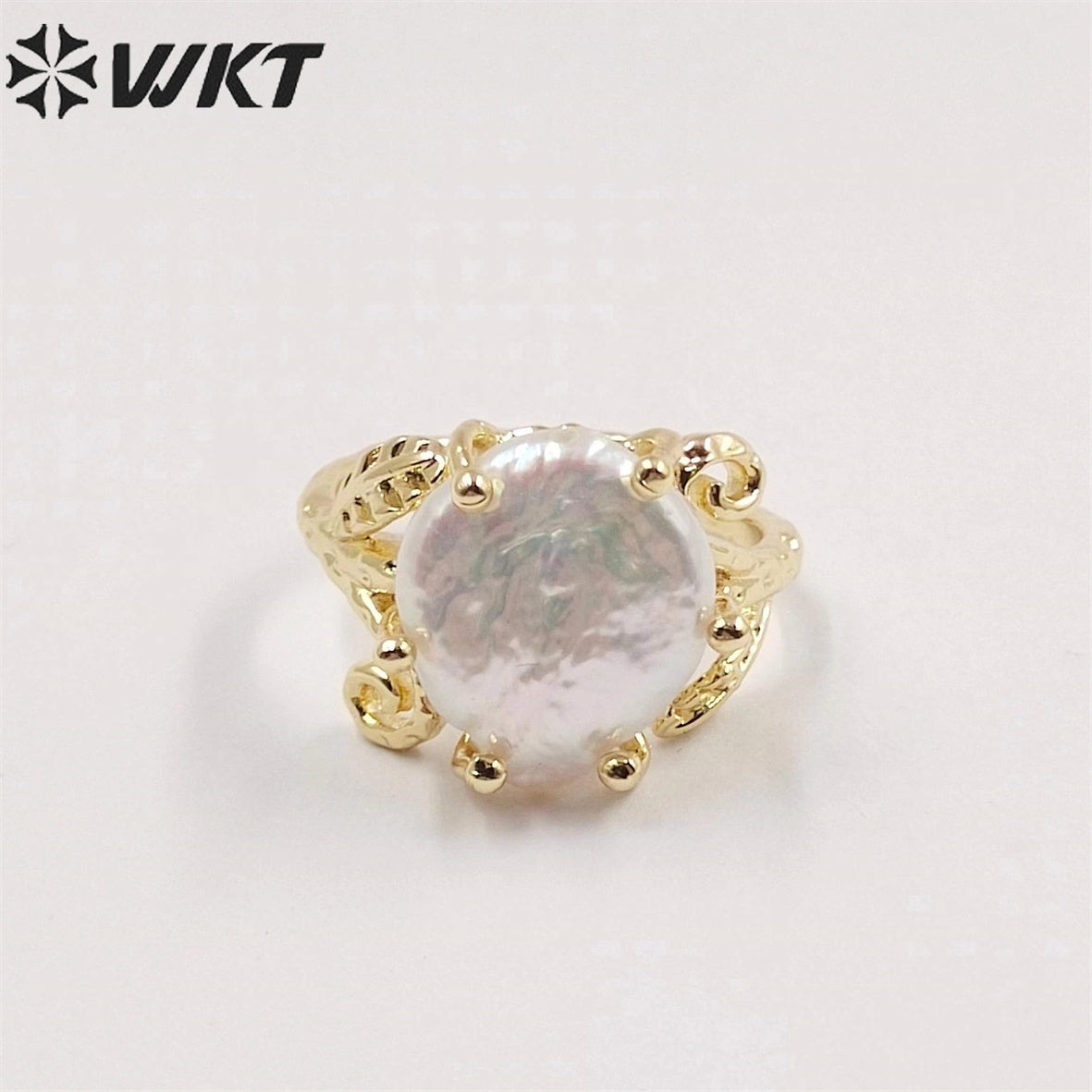 WT-MPR049 Unique Fashion Gold Plated Prong Setting Women Pearl Ring Delicate Round Coin Pearl Anneversary Gift Ring for Wife