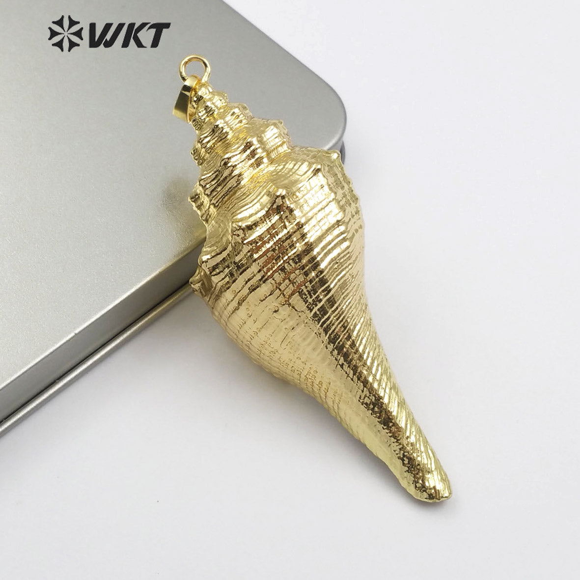 WT-JP096 Natural Sea Shell Pendant for Women Fashion Jewelry Making Boho Big Trumpet Shell With Full Gold Dipped Pendant
