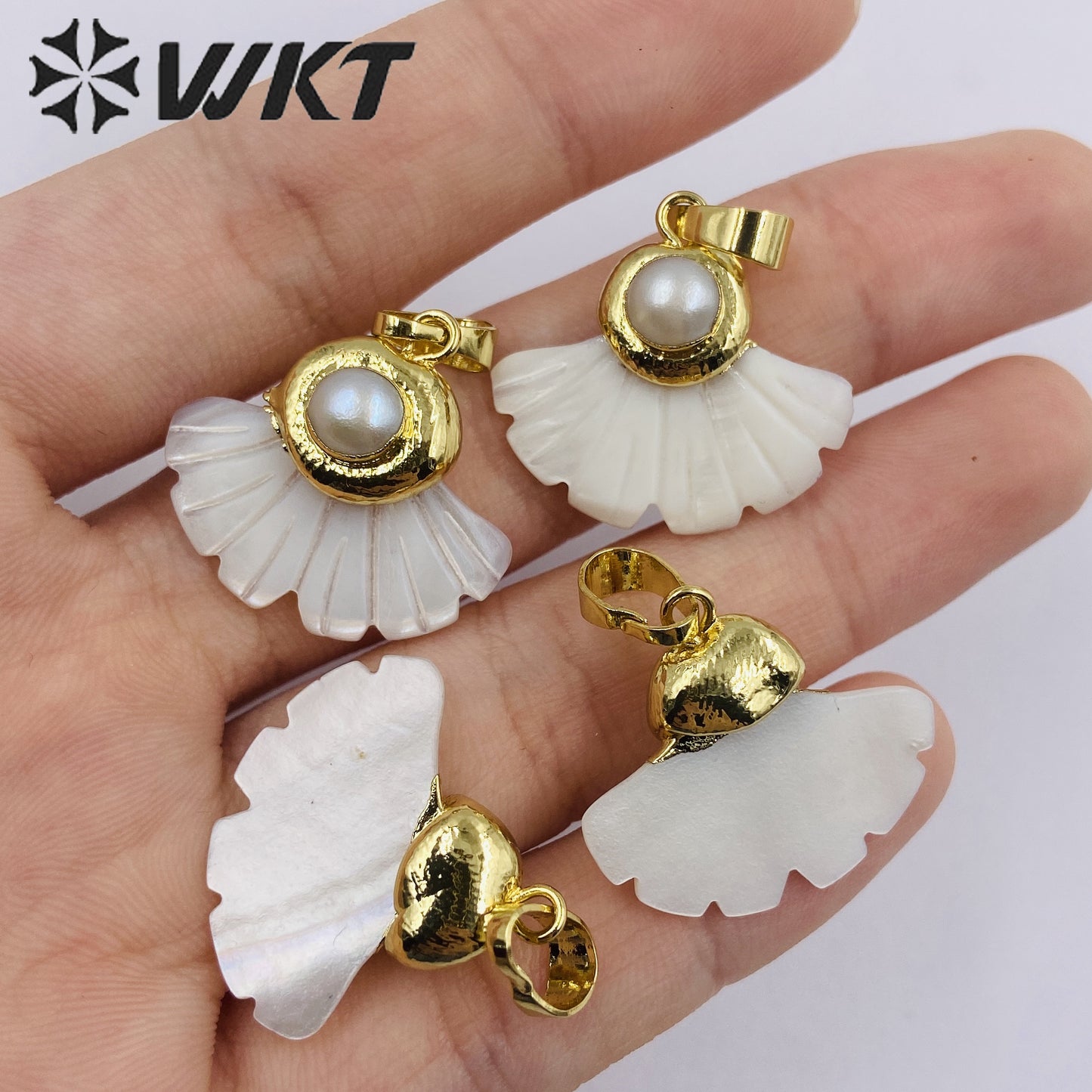 WT-JP344 WKT Classic Vintage Hot Selling Fan Design Freshwater Pearl Luxury Scallop Shell Necklace Pendants for Daily