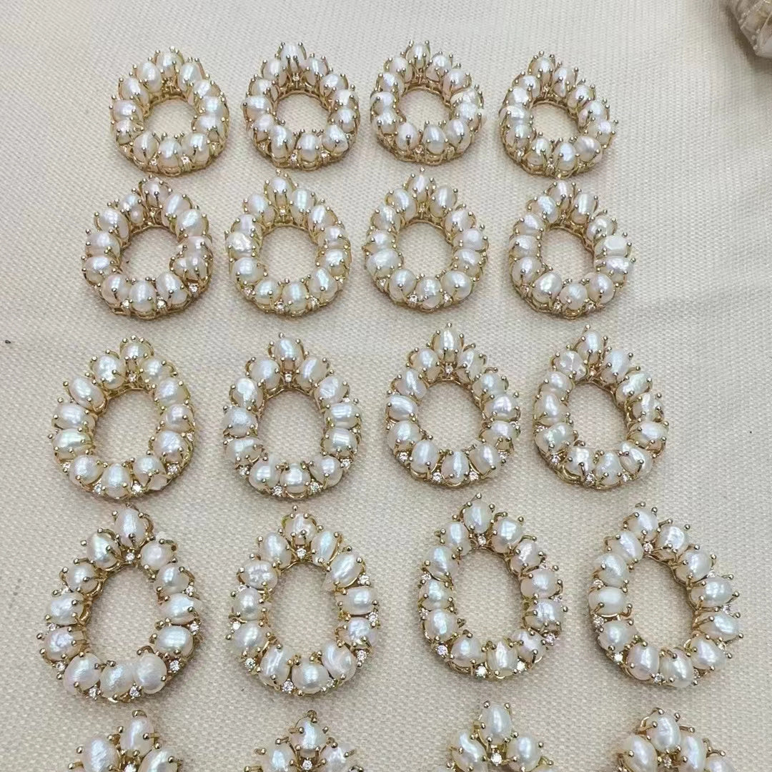 WT-JP365 Wholesale New Design Fashion 18K Real Gold Plated Micro Pave Cubic Zircon Frewhater Rice Pearl Pendants