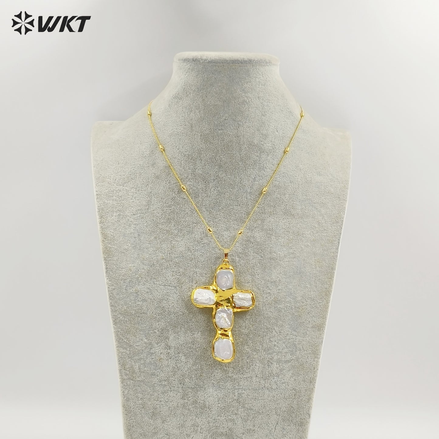WT-JN328 Wholesale Beautiful Back Full Gold Plated With Natural Freshwater Pearls Cross Shape Pendant Necklace Anniversary Gift